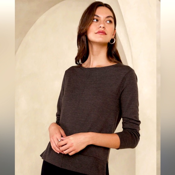 NWT BANANA REPUBLIC MERINO WOOL BOATNECK SWEATER - Picture 1 of 8